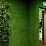 Iris Garden Hotel