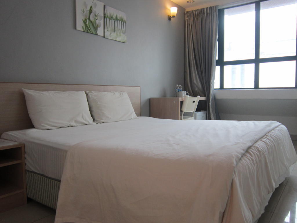 Iris Garden Hotel